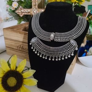 Boho style neck piece